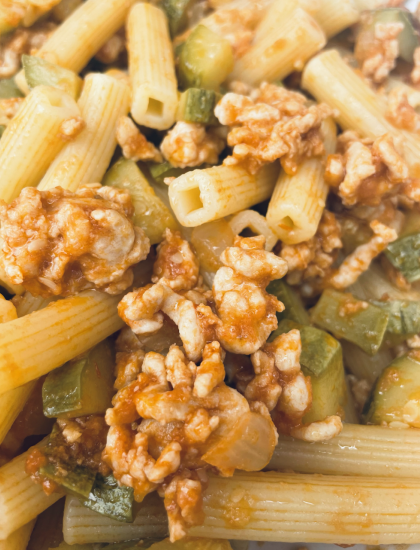 Ragù di pollo e zucchine